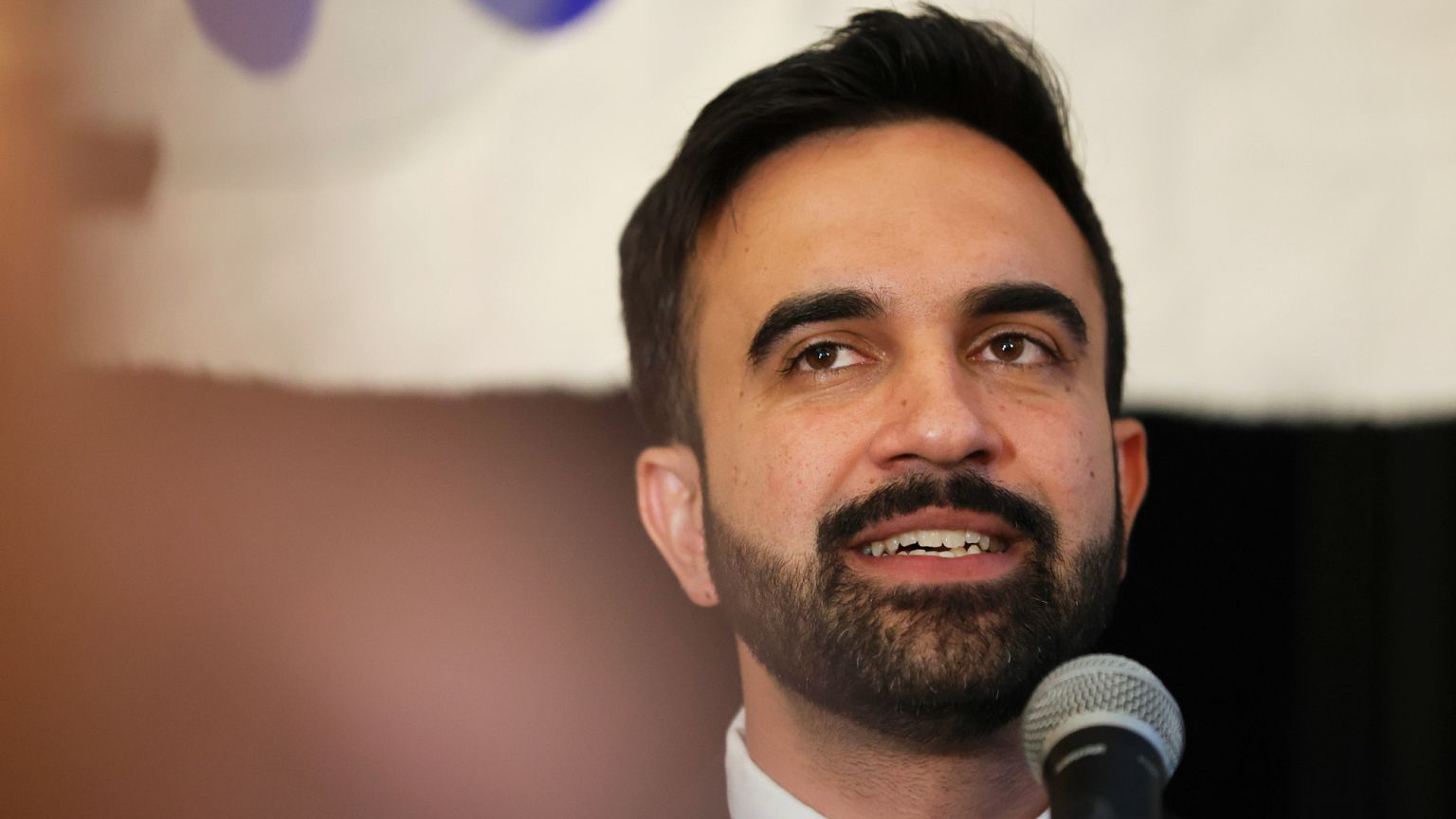 Zohran Mamdani : Premier maire musulman de New York en lice pour les élections municipales