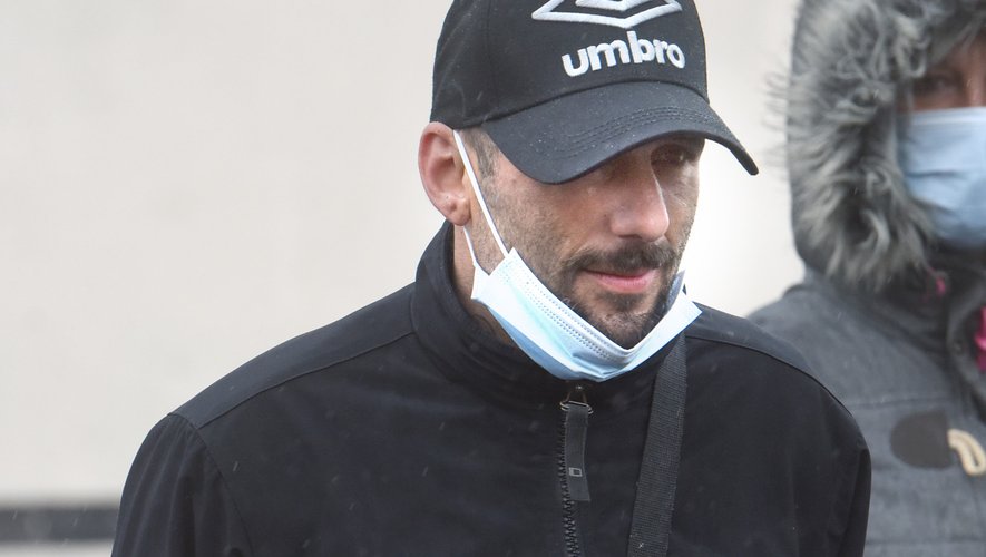 « La mère de l’accusé accuse son fils d’être coupable de la disparition de sa femme »