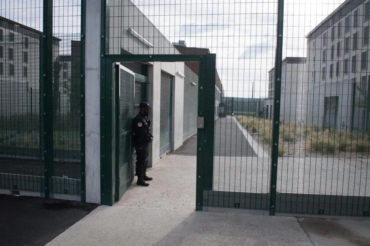 Des prisoniers déchaînés : une attaque sanglante dans le centre de Aix-Luynes