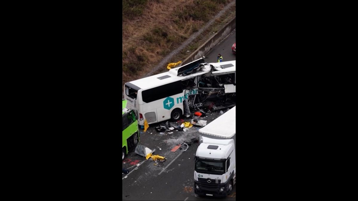 Accidents tragiques sur les routes des Landes : cinq vies perdues dans un carambolage meurtrier