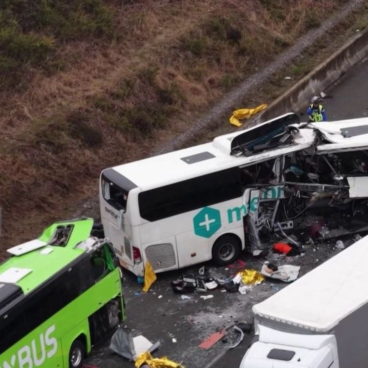 Des drames tragiques sur la A63 : trois vies perdues à cause du verglas
